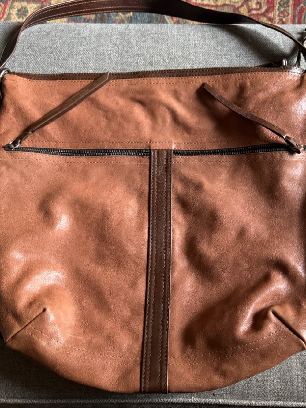Rough & Tumble XL Hobo - Picture 6 of 11